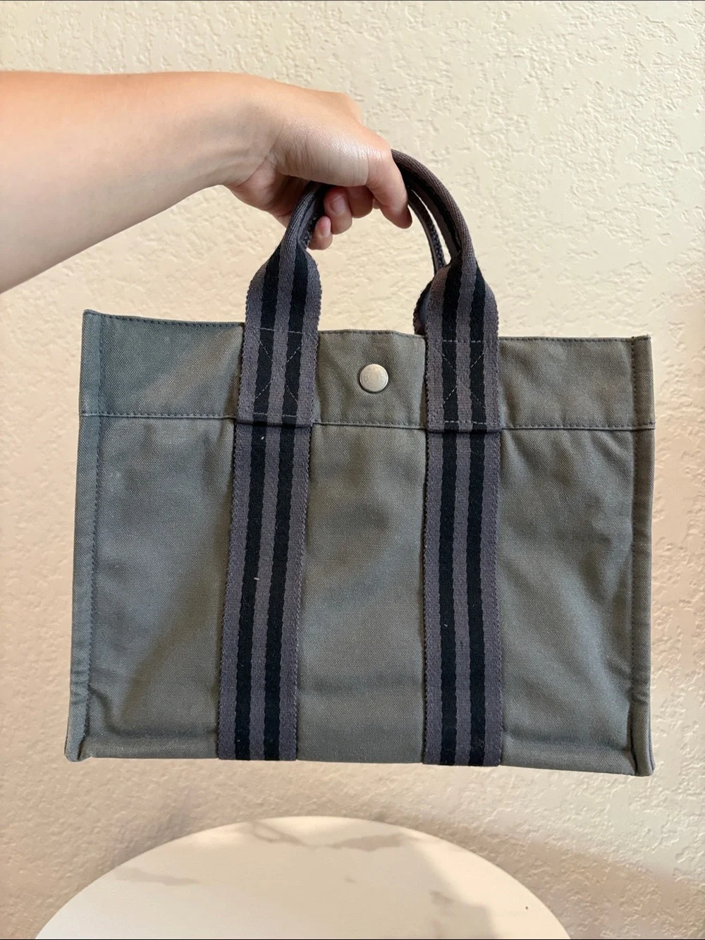 Hermes 8.5x 11.5” Canvas Tote Unisex Grey Handbag